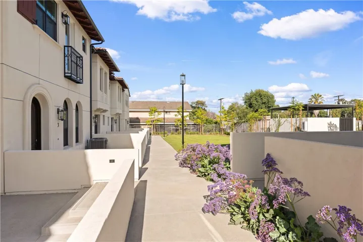 200 N New Avenue, Monterey Park, California 91755
