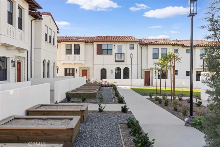 200 N New Avenue, Monterey Park, California 91755