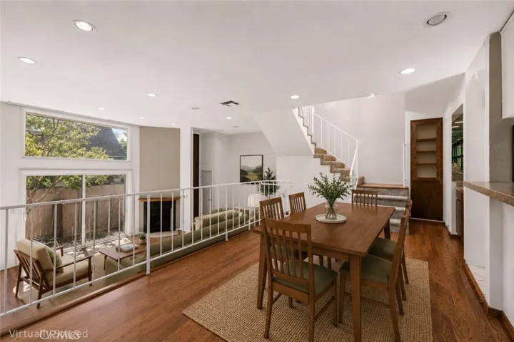 17943 Magnolia Boulevard 16, Encino, California 91316 — photo 4