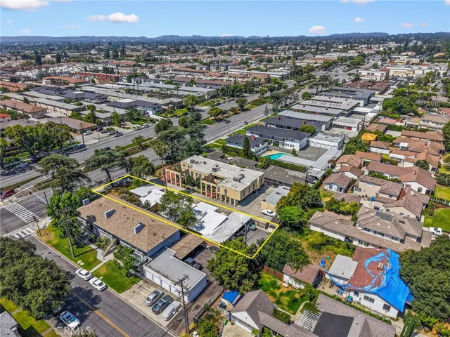 905 W Huntington Drive, Arcadia, California 91007