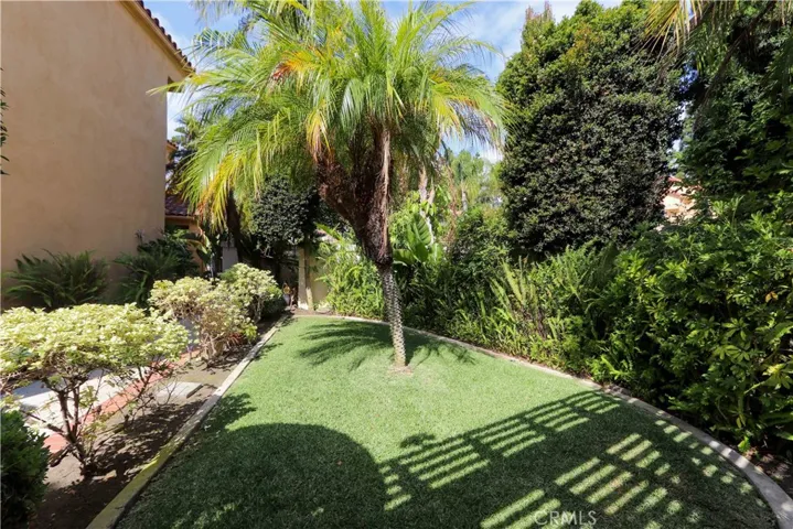 2 Cordoba, Irvine, California 92614