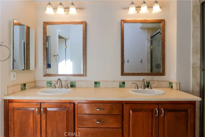 2 Cordoba, Irvine, California 92614
