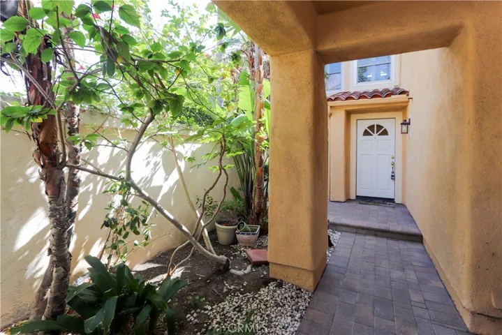 2 Cordoba, Irvine, California 92614