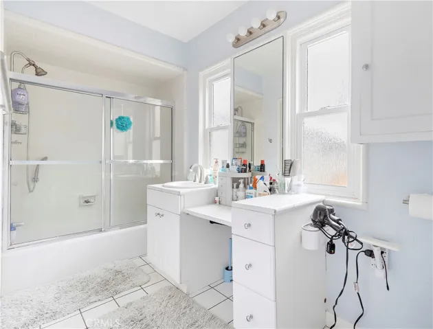 325 Grand Canal, Newport Beach, California 92662