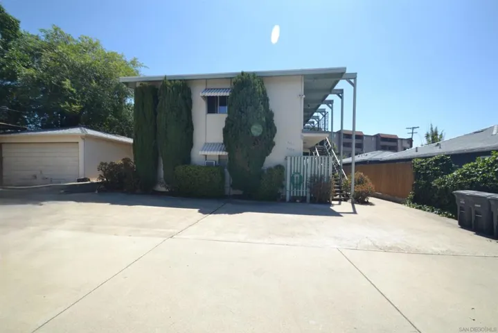 4483 Palm Avenue, La Mesa, California 91941