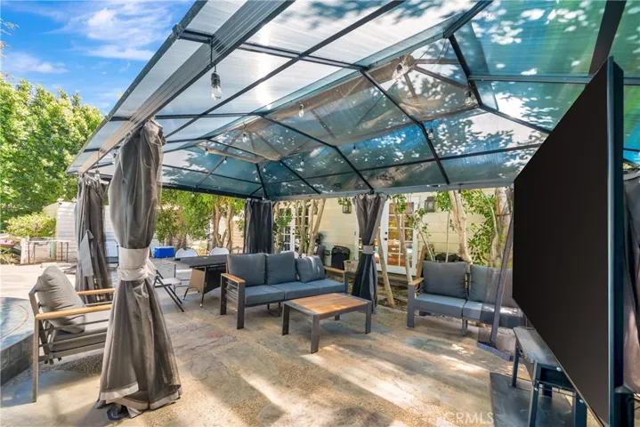 5923 Corbin, Los Angeles, California 91356