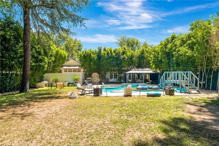 5923 Corbin, Los Angeles, California 91356