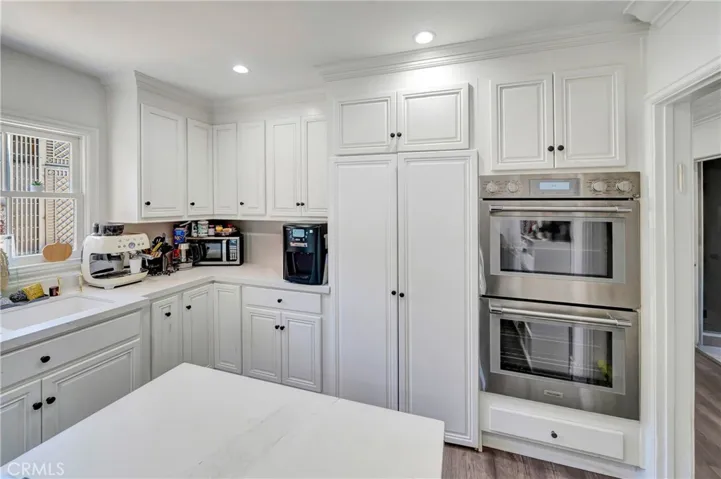 5923 Corbin, Los Angeles, California 91356