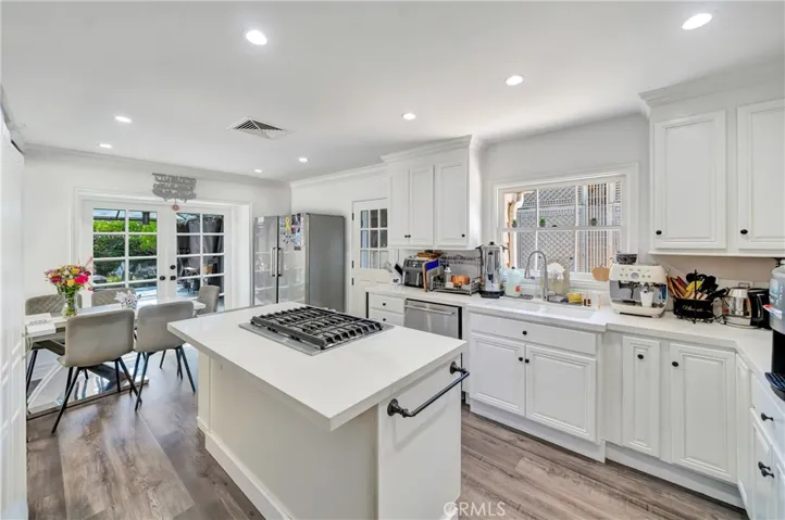 5923 Corbin, Los Angeles, California 91356