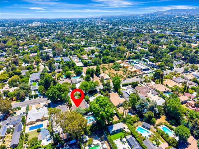 5923 Corbin, Los Angeles, California 91356