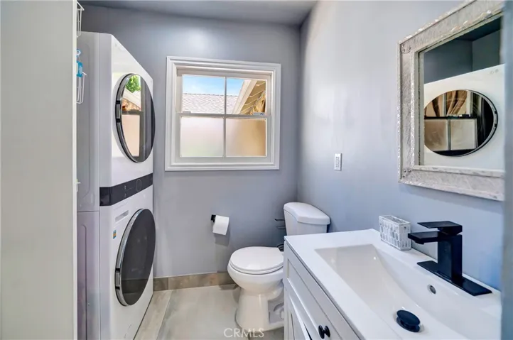 5923 Corbin, Los Angeles, California 91356