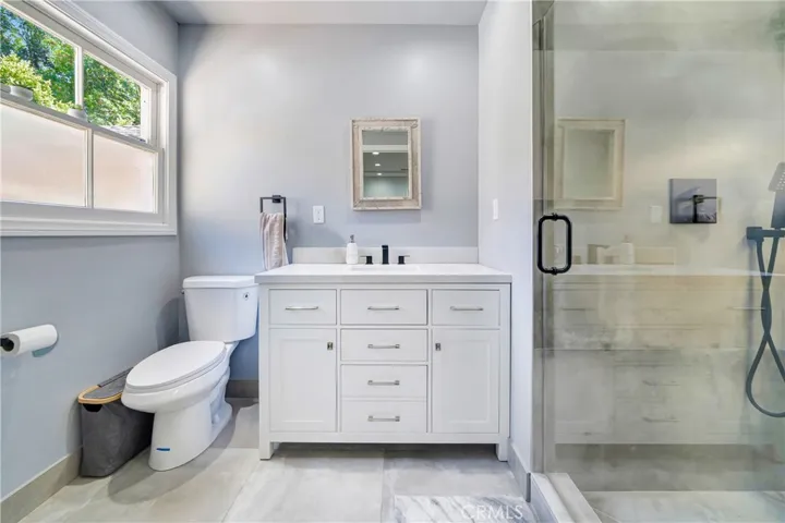 5923 Corbin, Los Angeles, California 91356