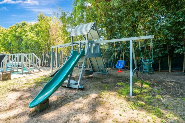5923 Corbin, Los Angeles, California 91356