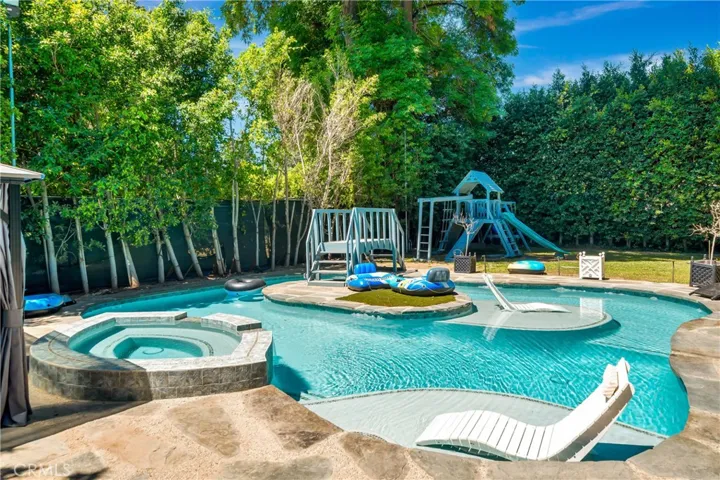 5923 Corbin, Los Angeles, California 91356