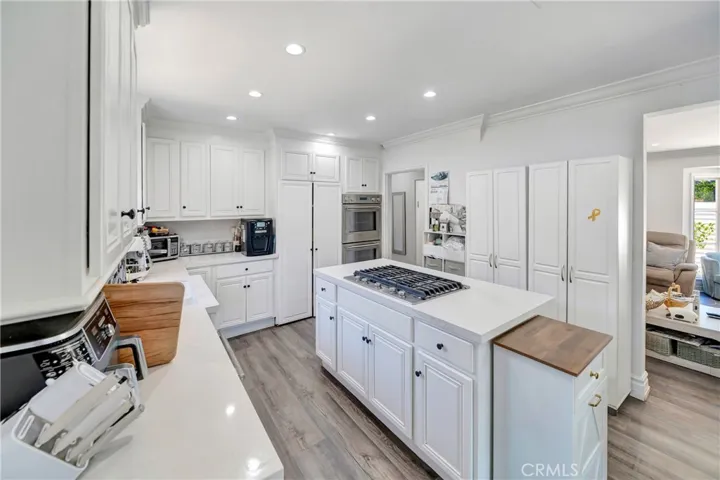 5923 Corbin, Los Angeles, California 91356