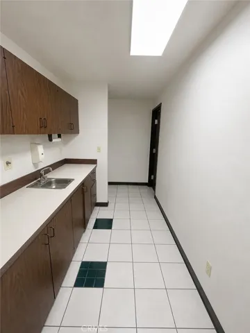 21561 Surveyor 2b, Huntington Beach, California 92646