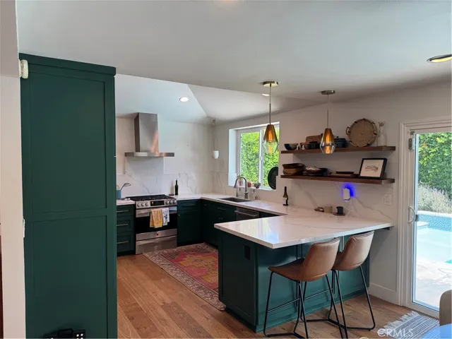 2831 Francis, Costa Mesa, California 92626