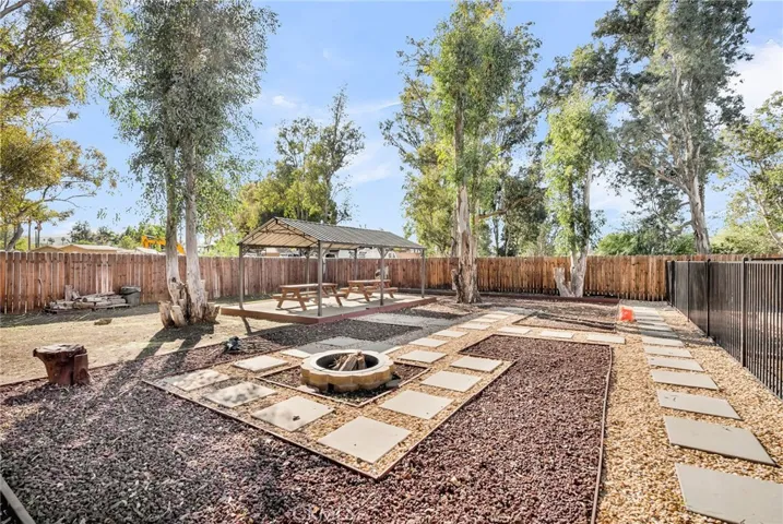 6800 Arlington, Riverside, California 92504