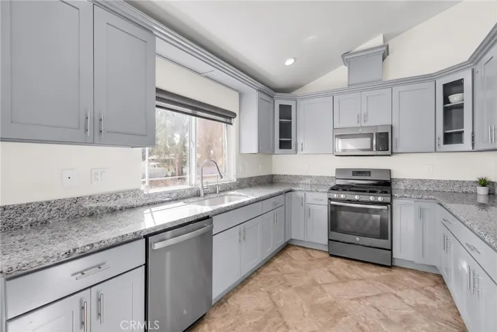 6800 Arlington, Riverside, California 92504