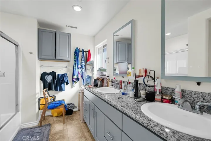 6800 Arlington, Riverside, California 92504