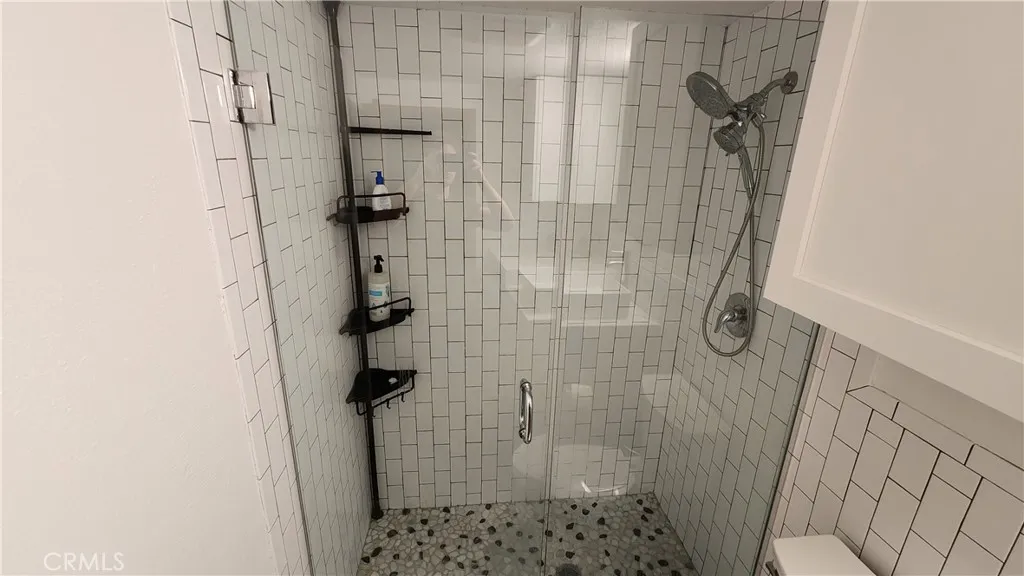 Oversize Tile Walk-in Shower