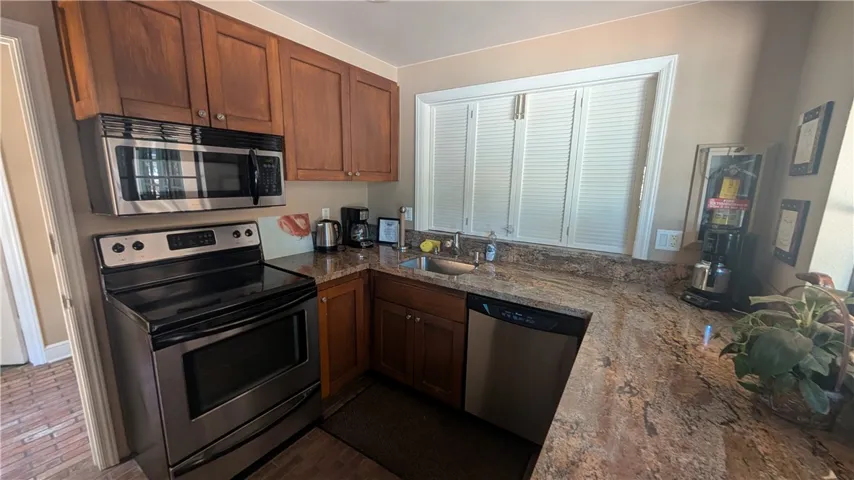 Clubhouse Kitchen