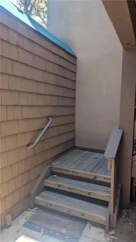 Steps from building entry up to unit