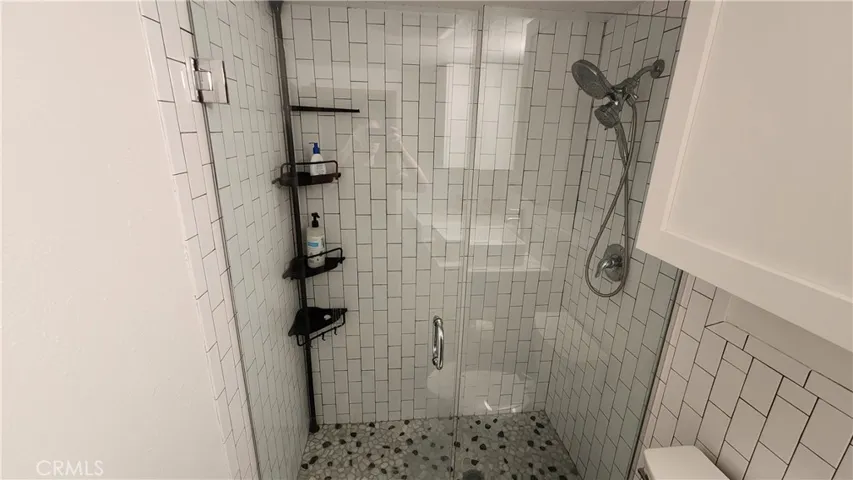 Oversize Tile Walk-in Shower