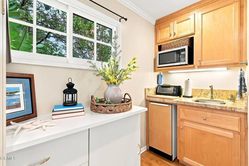 44_2277_Queensberry_Rd_Pasadena_CA_91104