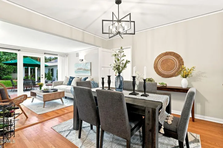 13_2277_Queensberry_Rd_Pasadena_CA_91104