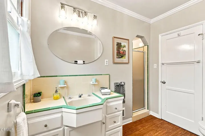 27_2277_Queensberry_Rd_Pasadena_CA_91104