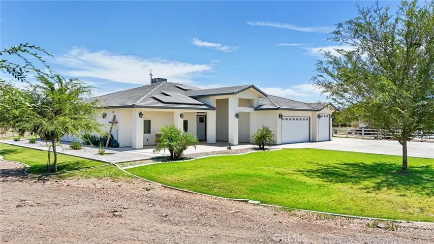 14111 Danbur, Bakersfield, California 93311