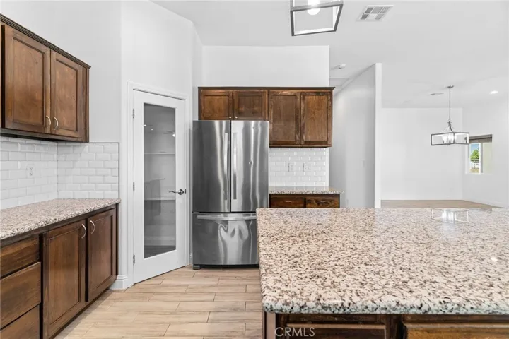 14111 Danbur, Bakersfield, California 93311