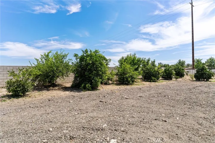 14111 Danbur, Bakersfield, California 93311