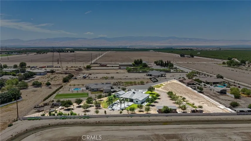 14111 Danbur, Bakersfield, California 93311