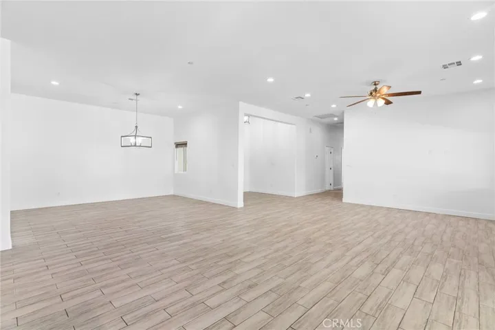 14111 Danbur, Bakersfield, California 93311