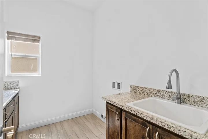 14111 Danbur, Bakersfield, California 93311