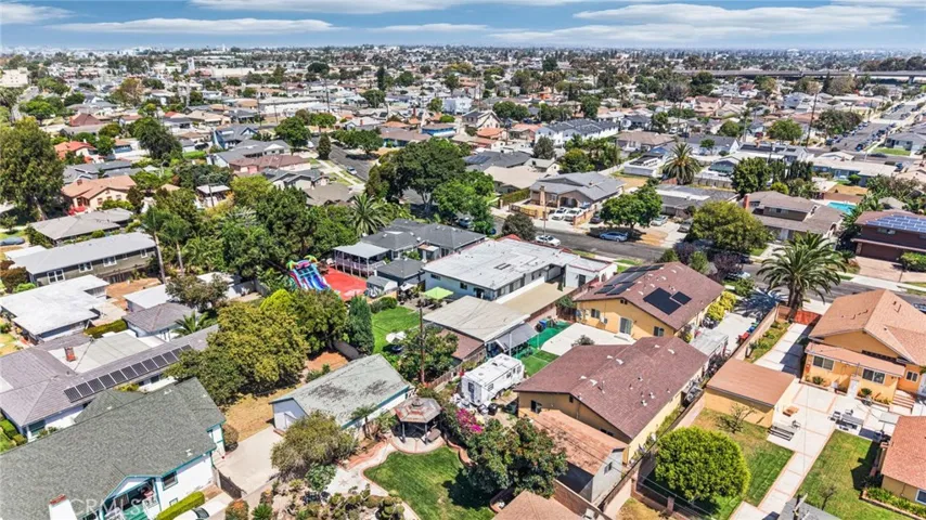 602 W 121st, Los Angeles, California 90044
