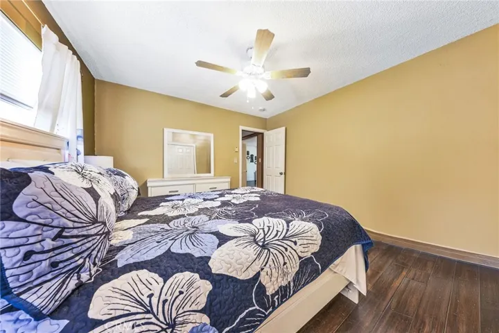 602 W 121st, Los Angeles, California 90044