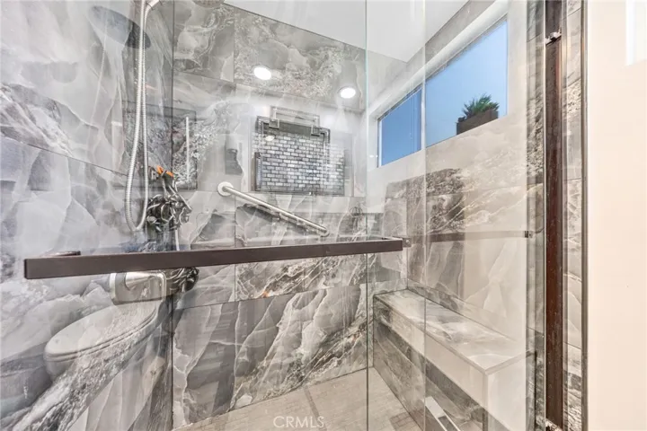 602 W 121st, Los Angeles, California 90044