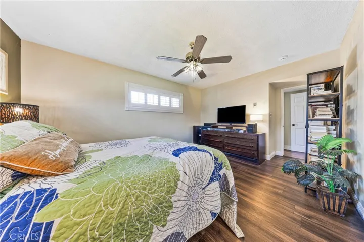 602 W 121st, Los Angeles, California 90044