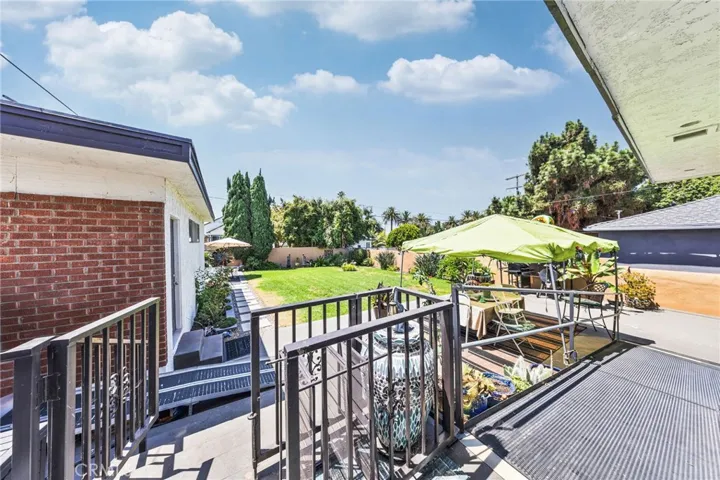 602 W 121st, Los Angeles, California 90044
