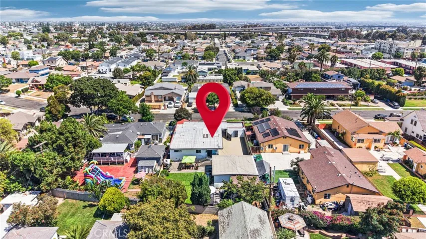 602 W 121st, Los Angeles, California 90044