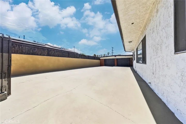 602 W 121st, Los Angeles, California 90044