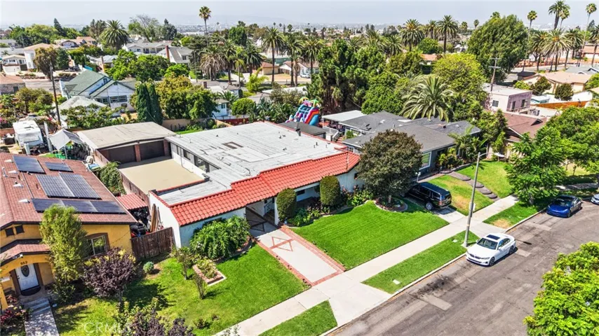 602 W 121st, Los Angeles, California 90044
