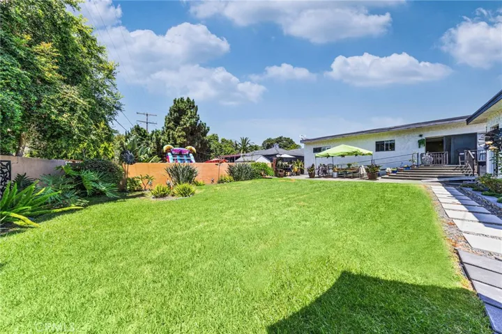 602 W 121st, Los Angeles, California 90044
