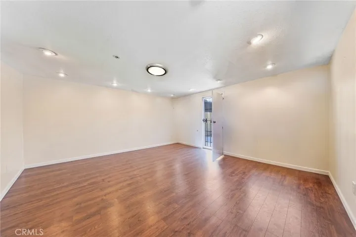 602 W 121st, Los Angeles, California 90044