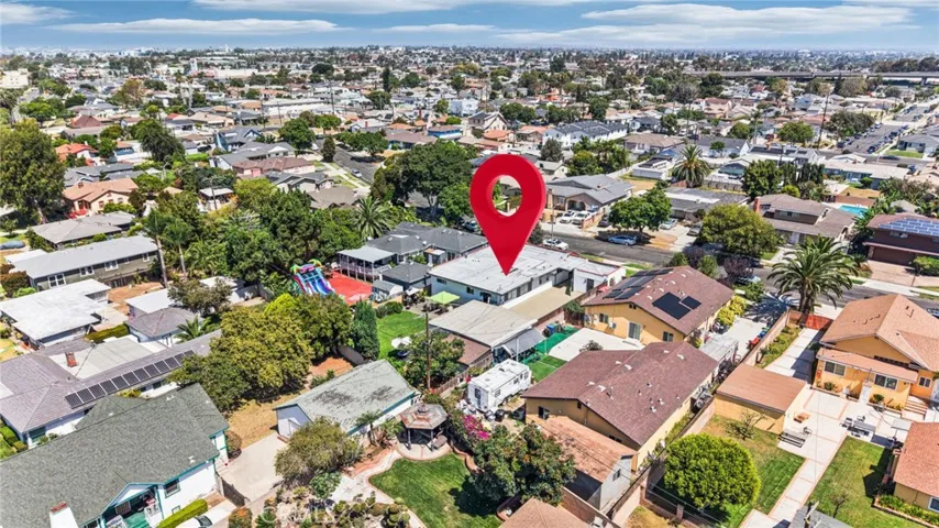 602 W 121st, Los Angeles, California 90044