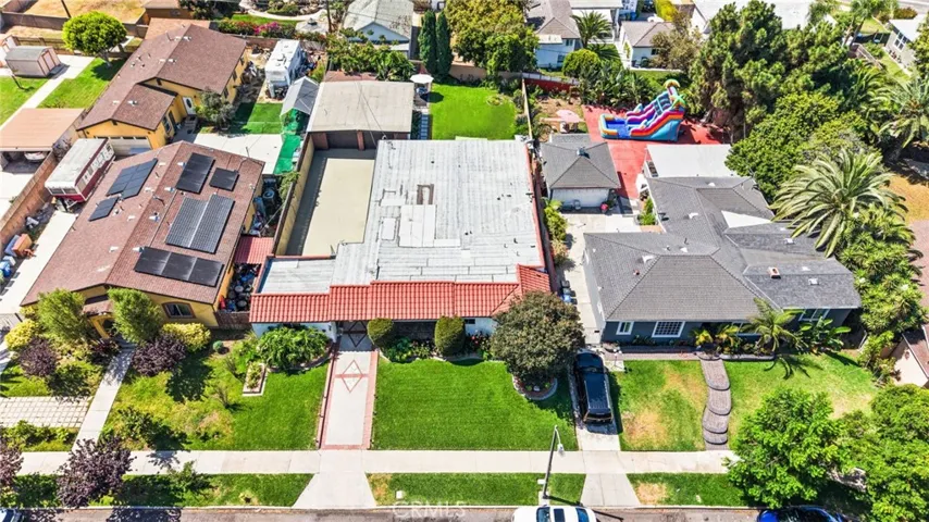 602 W 121st, Los Angeles, California 90044
