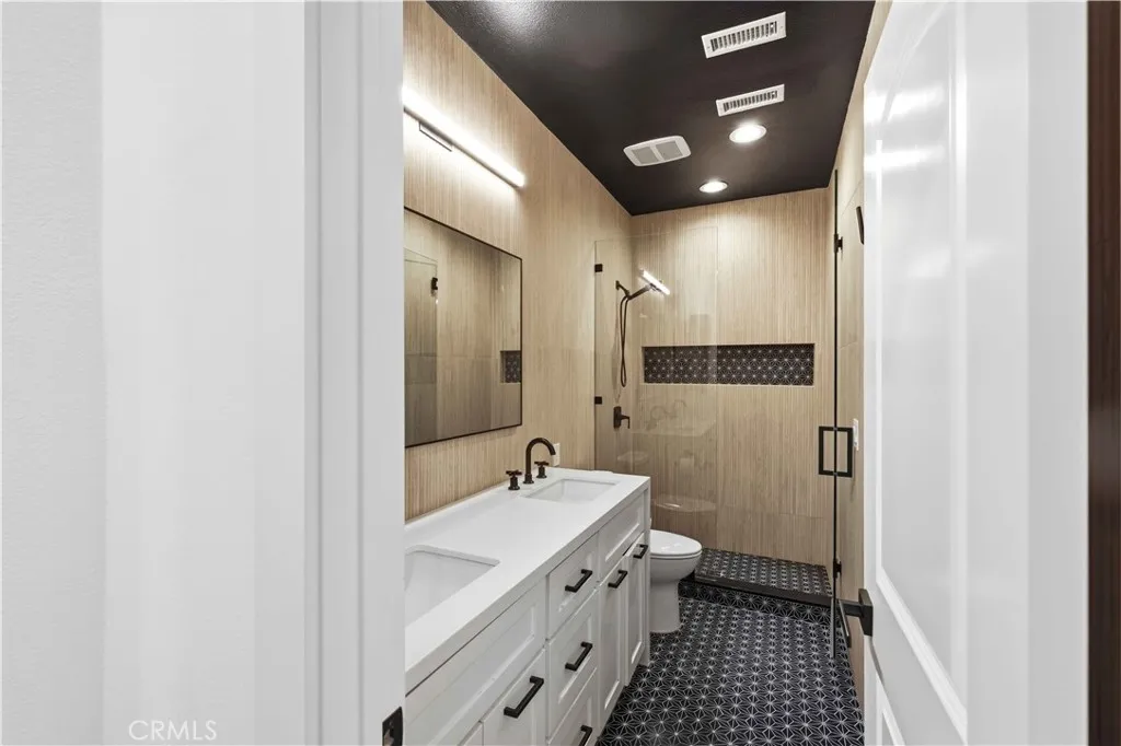 Secondary Bathroom